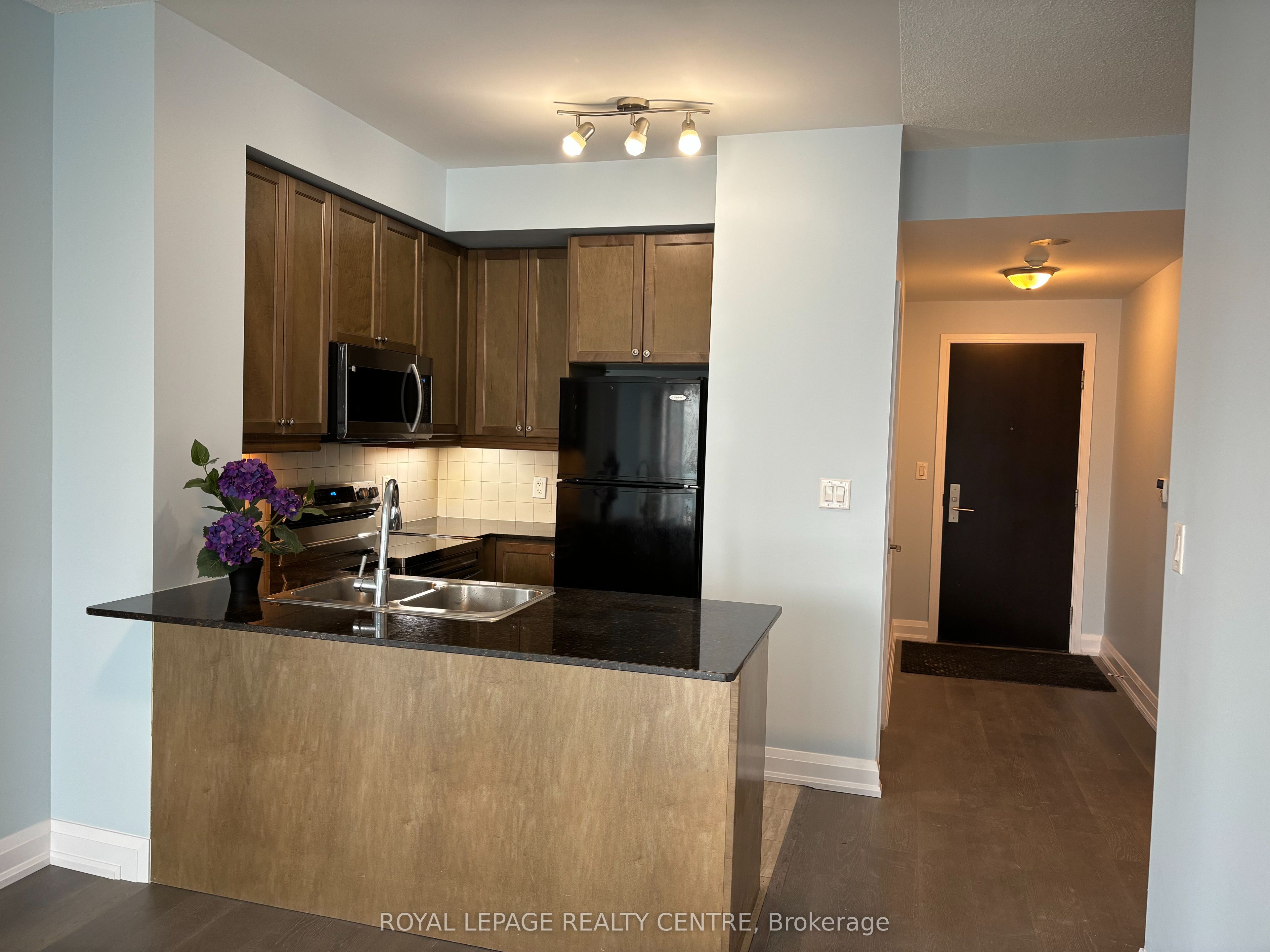 Unit 1103 - 60 Absolute Avenue, Mississauga 4