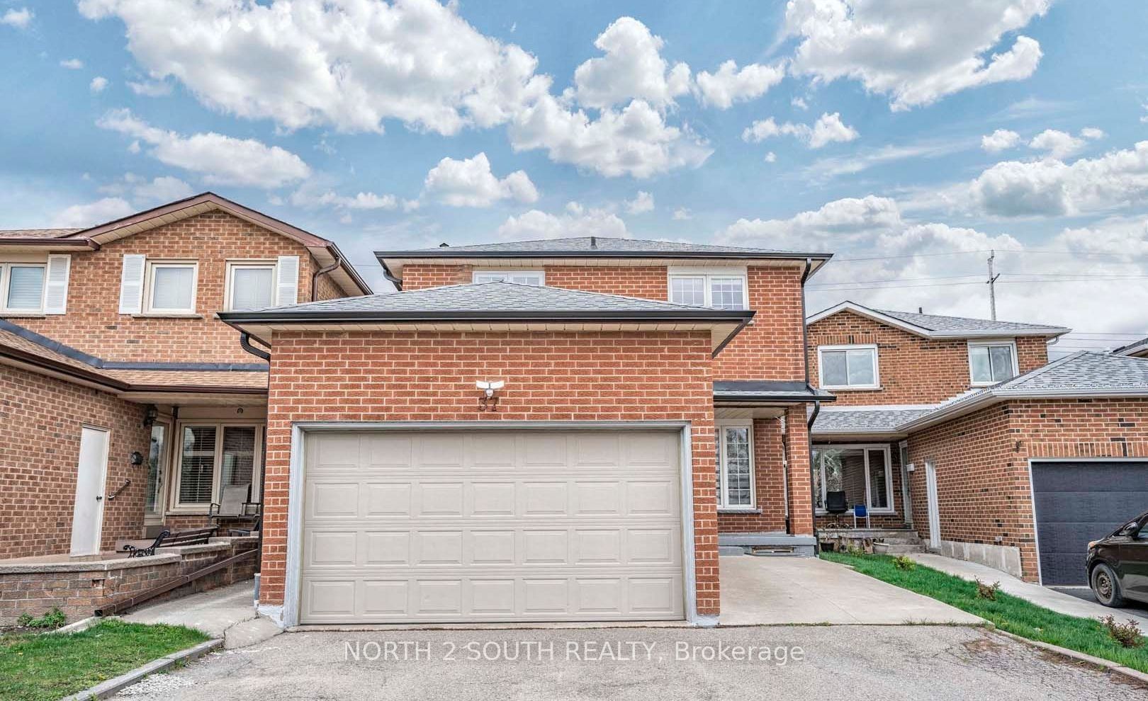 Unit upper - 37 Loire Court, Etobicoke 3