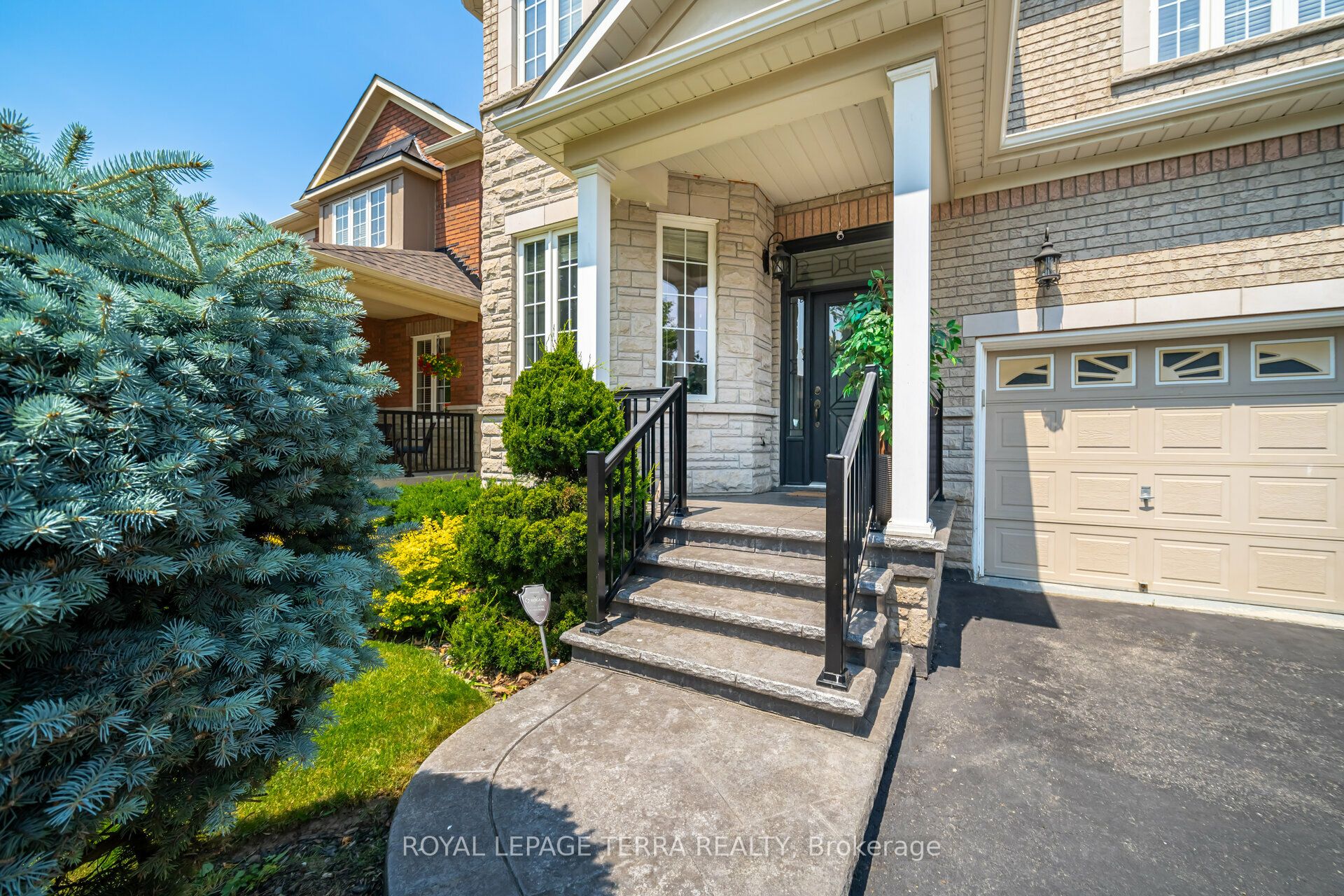 Unit Upper - 30 Eatonville Street, Brampton 5