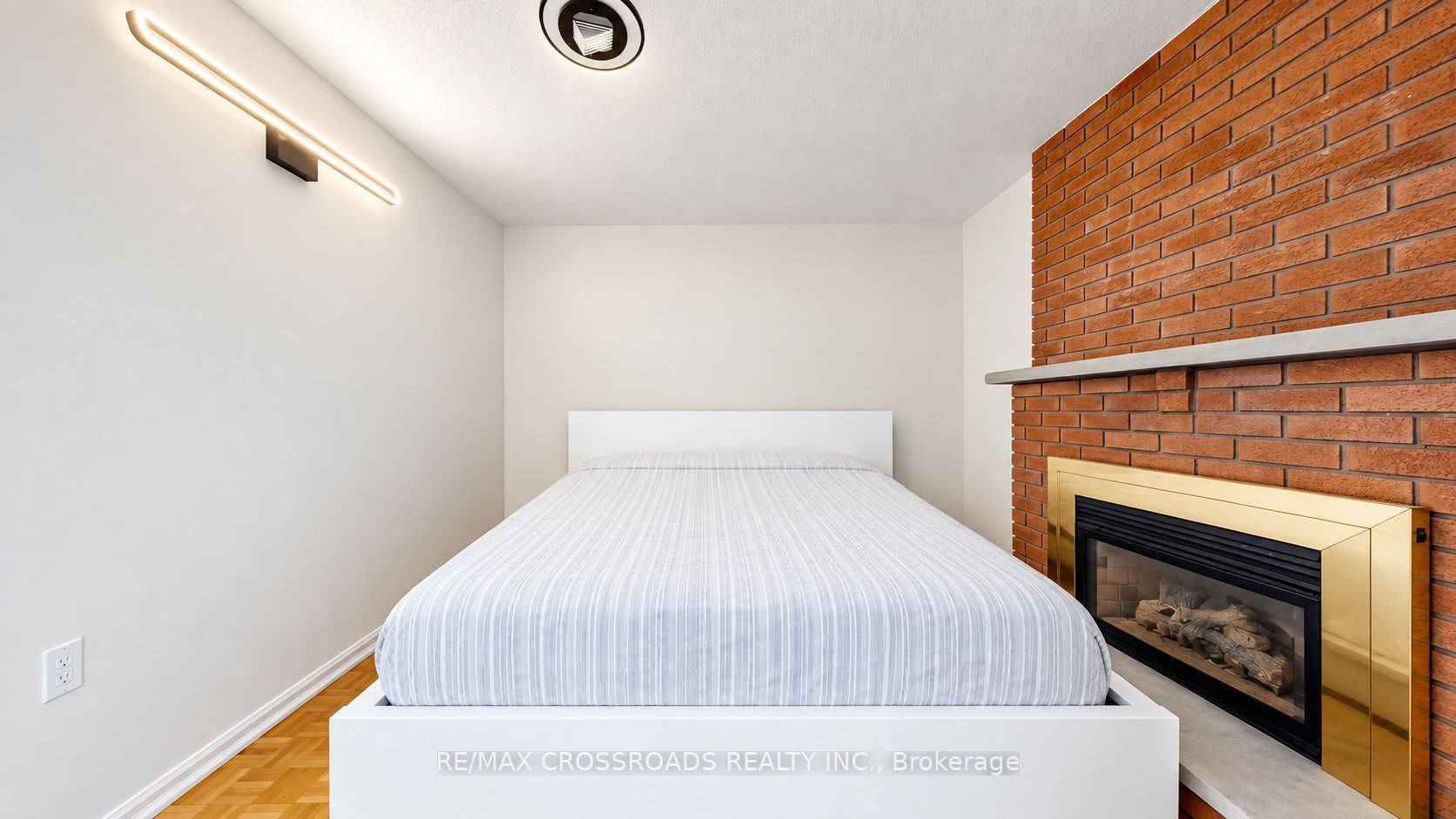 Unit 5 - 106 Stilecroft Drive, North York 4