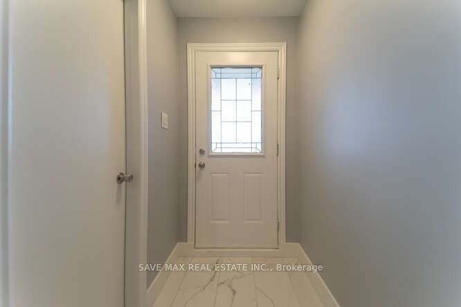 25 Tulip Drive, Brampton 3