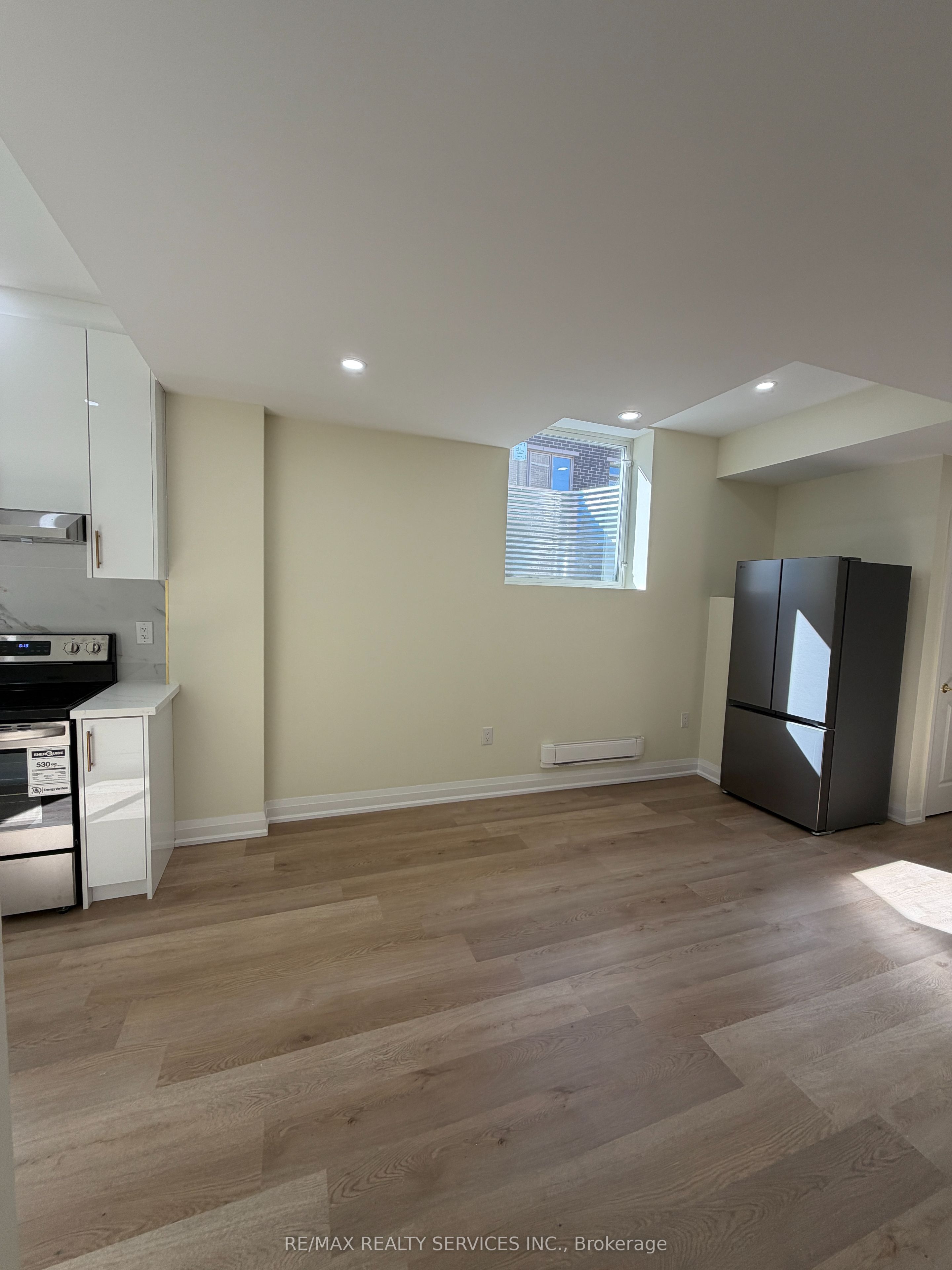 Unit LOWER - 1324 Peony Path, Oakville 5