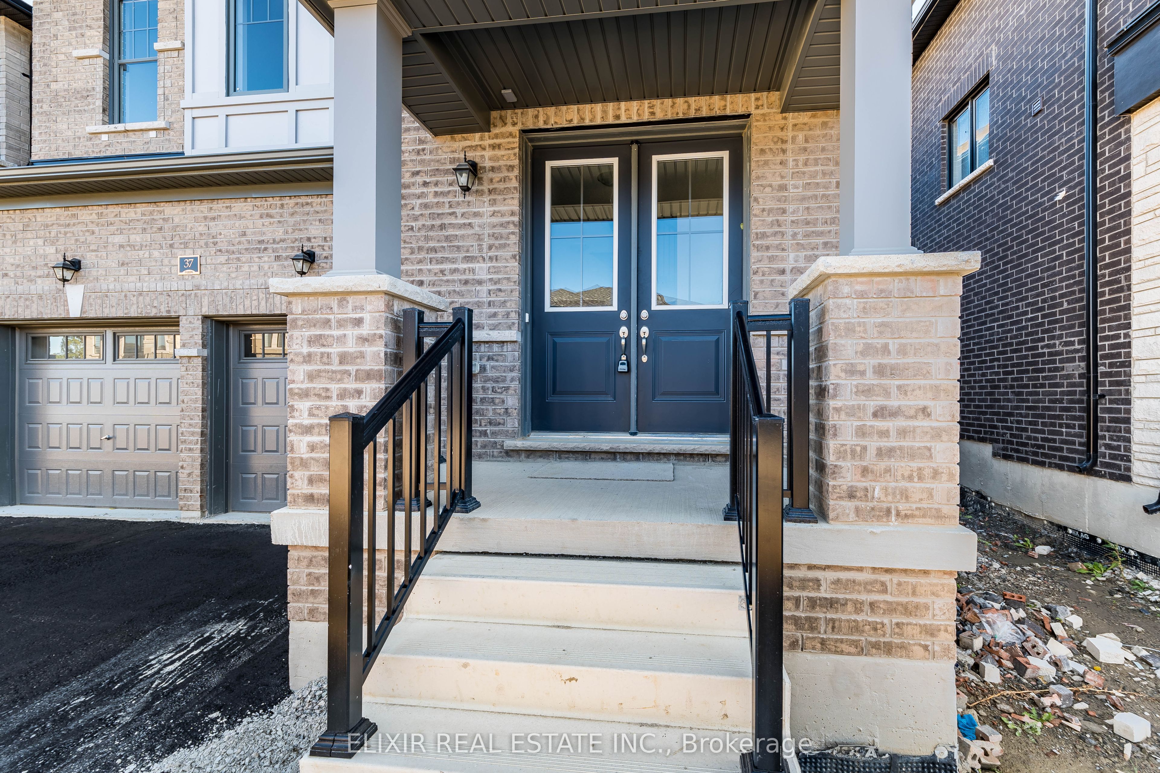 37 Speers Avenue, Caledon 2
