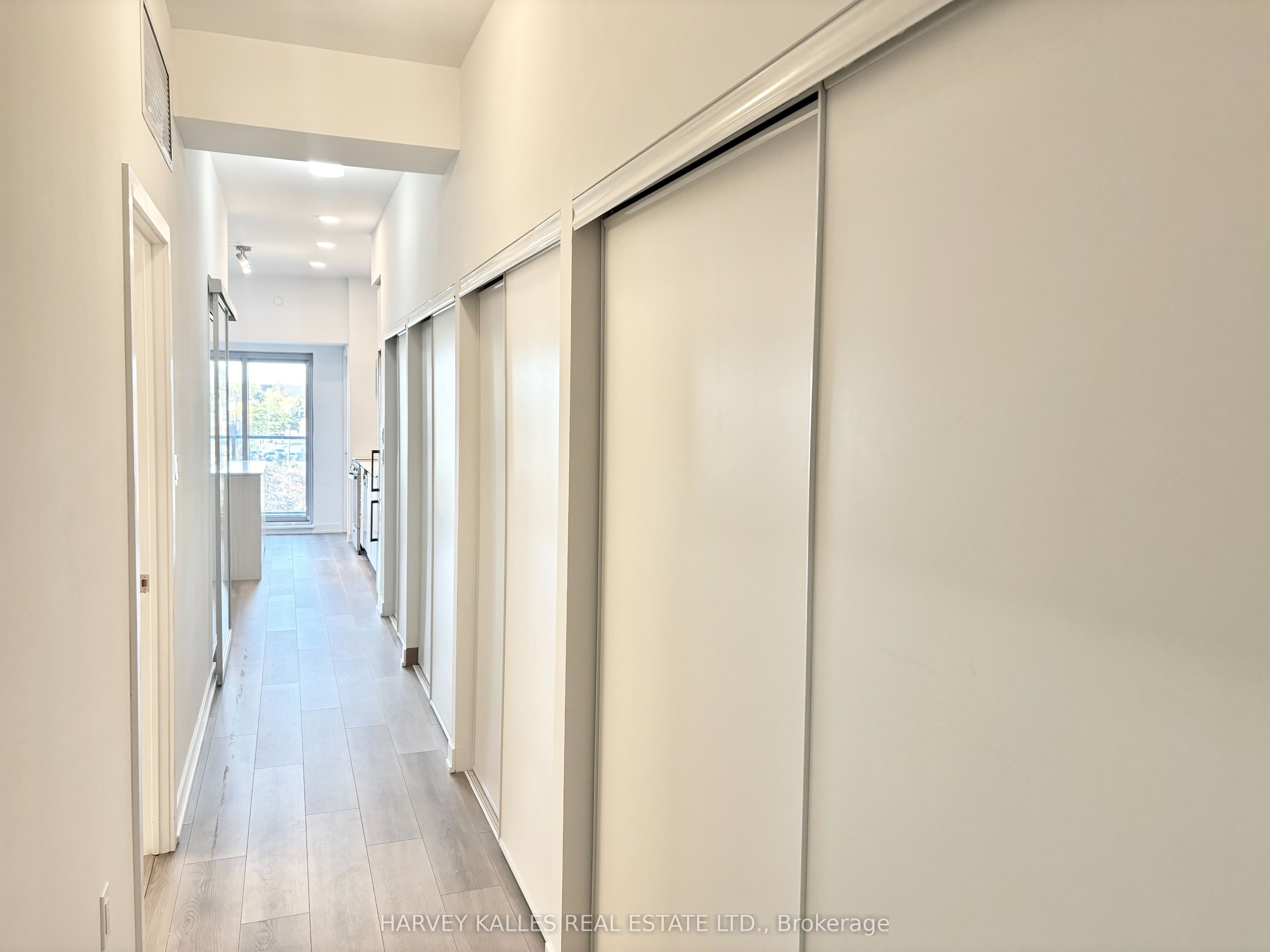 Unit 510 - 2433 Dufferin Street, Toronto 5
