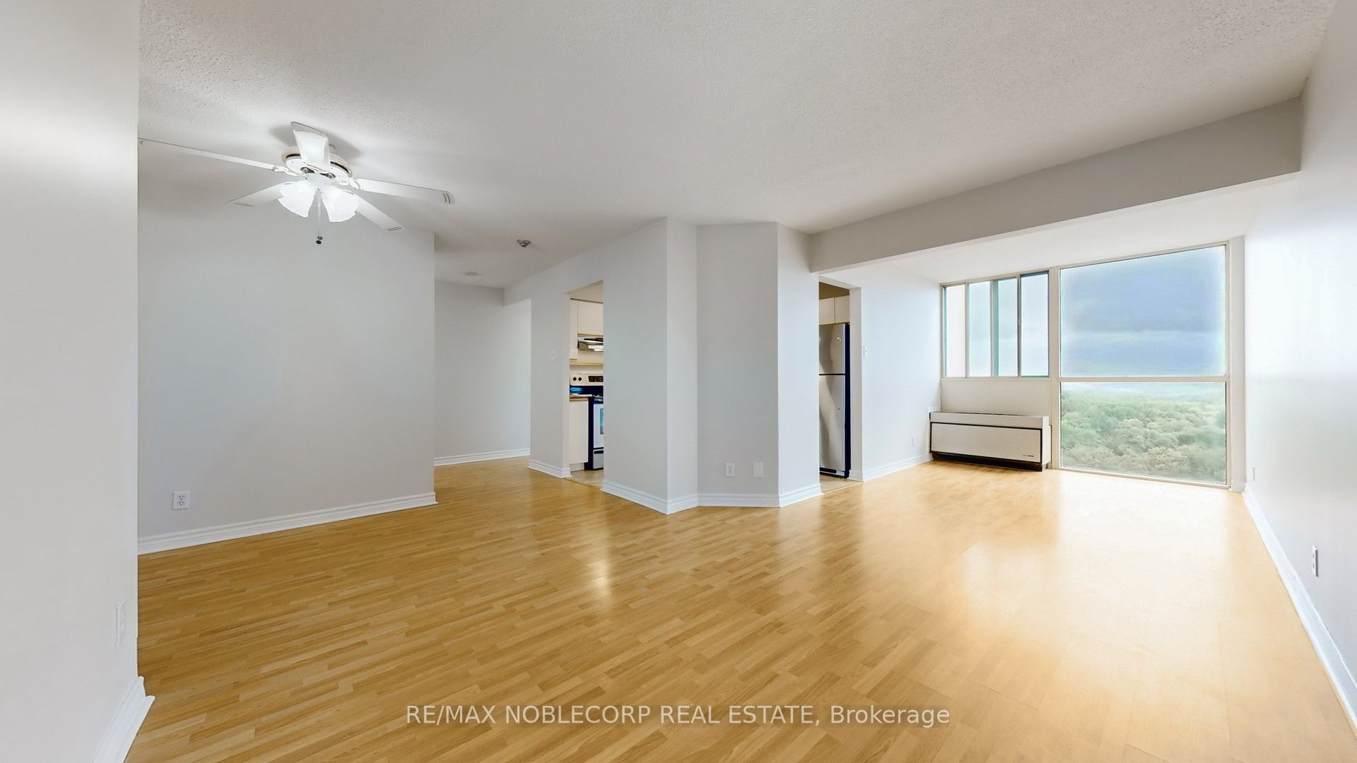 Unit 906 - 41 Markbrook Lane, Etobicoke 2