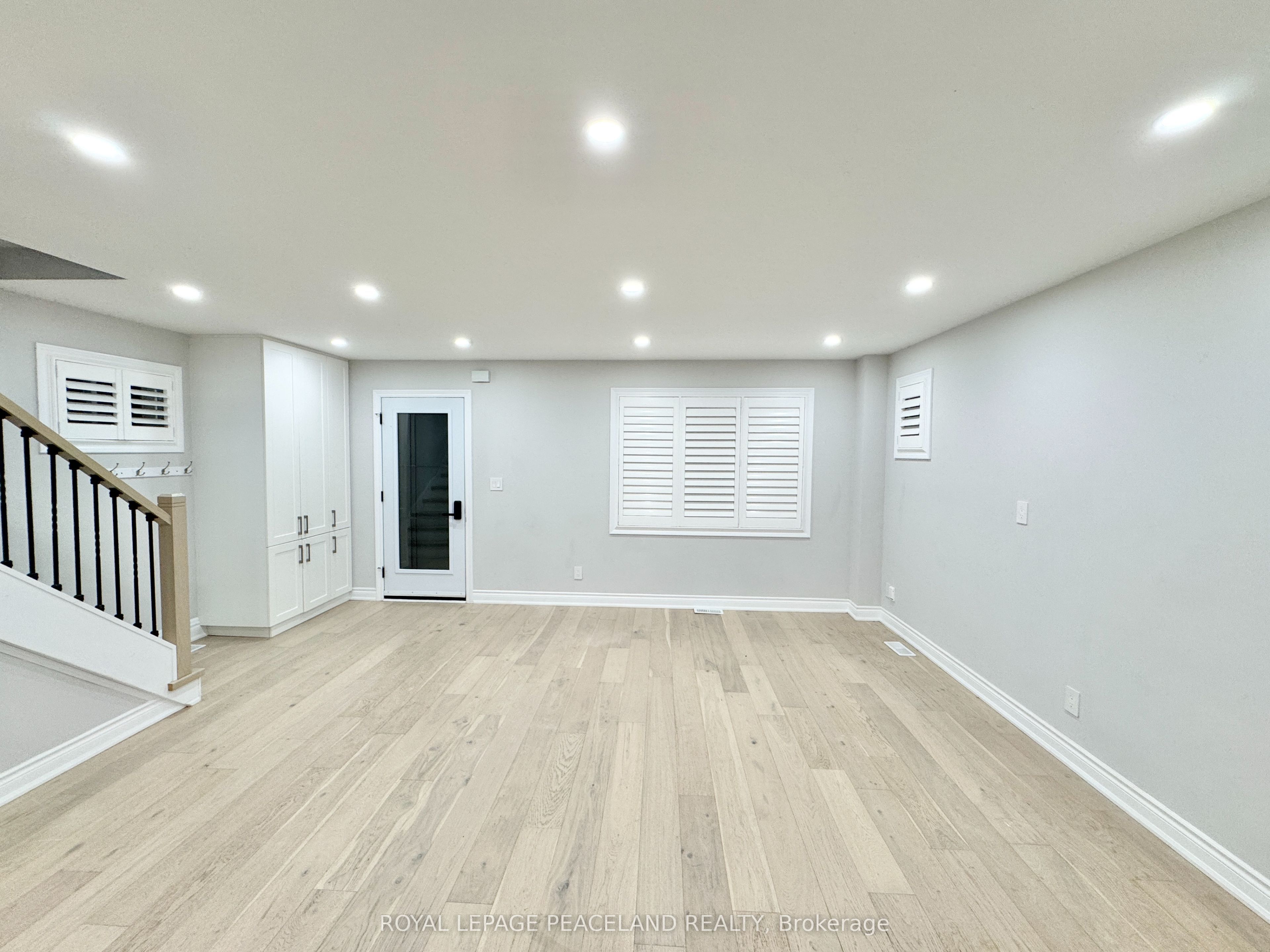 47 Chamberlain Avenue, Toronto 5