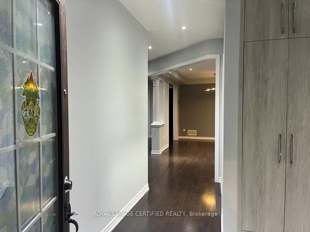 7 Richmead Road, Brampton 4