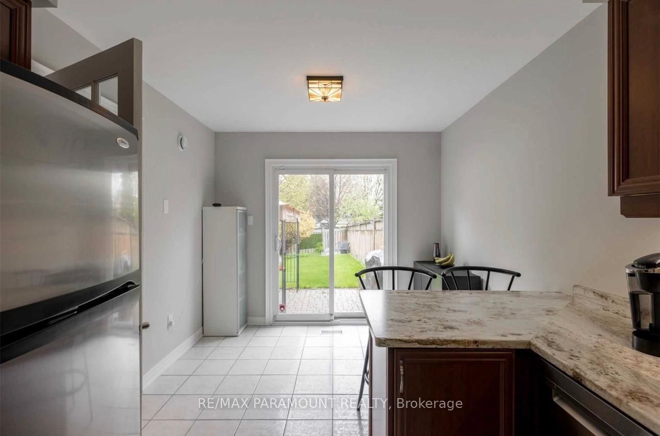 26 Ural Circle, Brampton 5