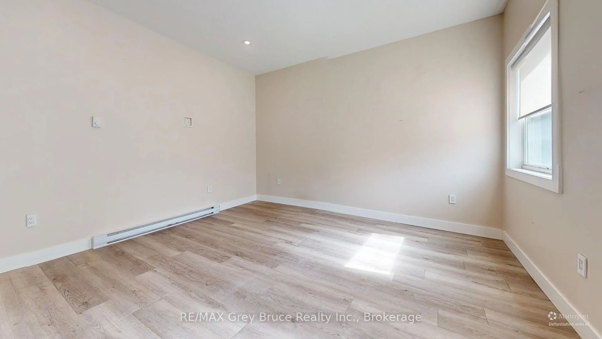 Unit Unit 4 - 39 1st Avenue S, Arran-Elderslie 4