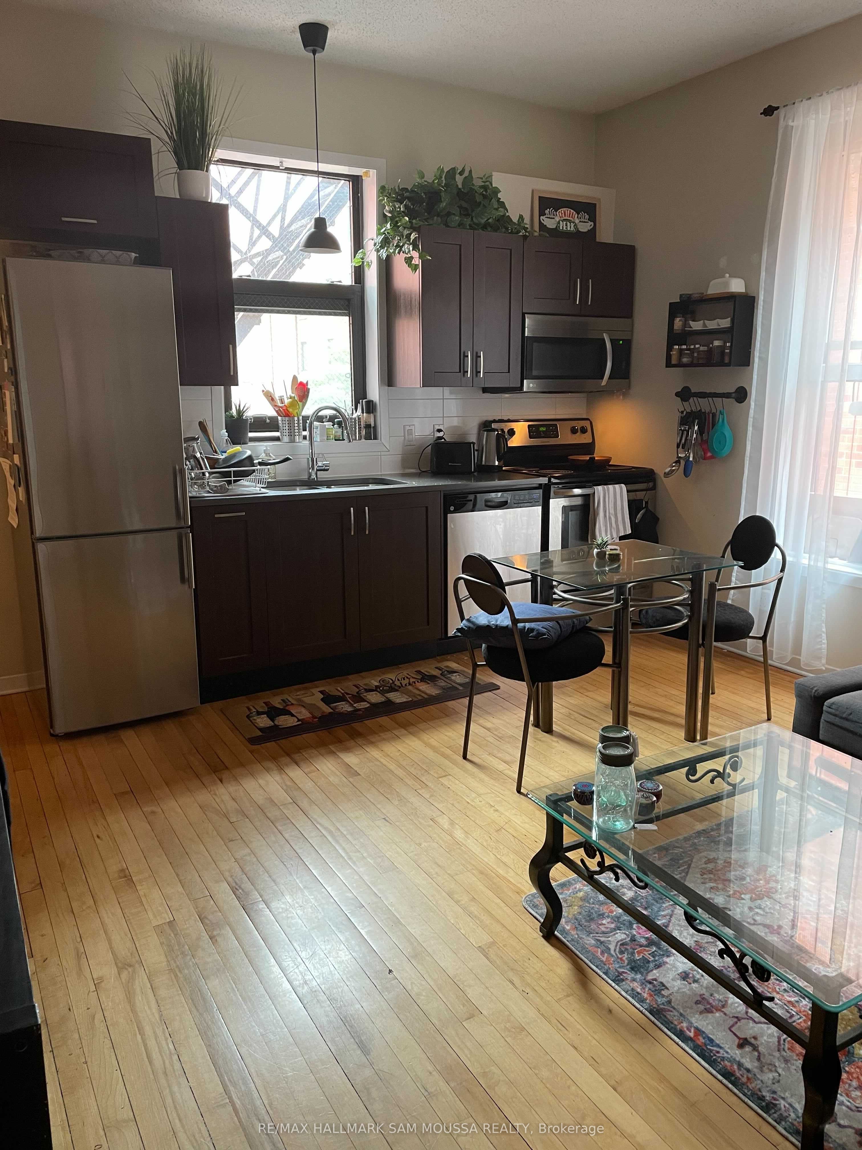 Unit 7 - 232 Cooper Street, Ottawa 5