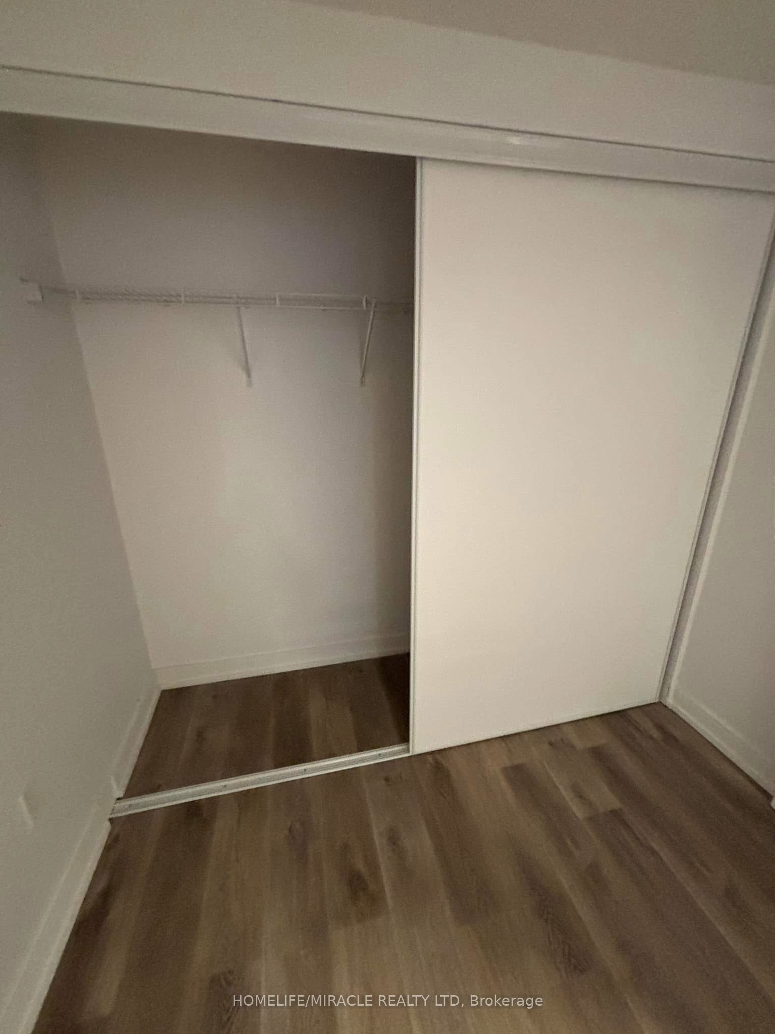 Unit 618 - 1 Jarvis Street, Hamilton 4