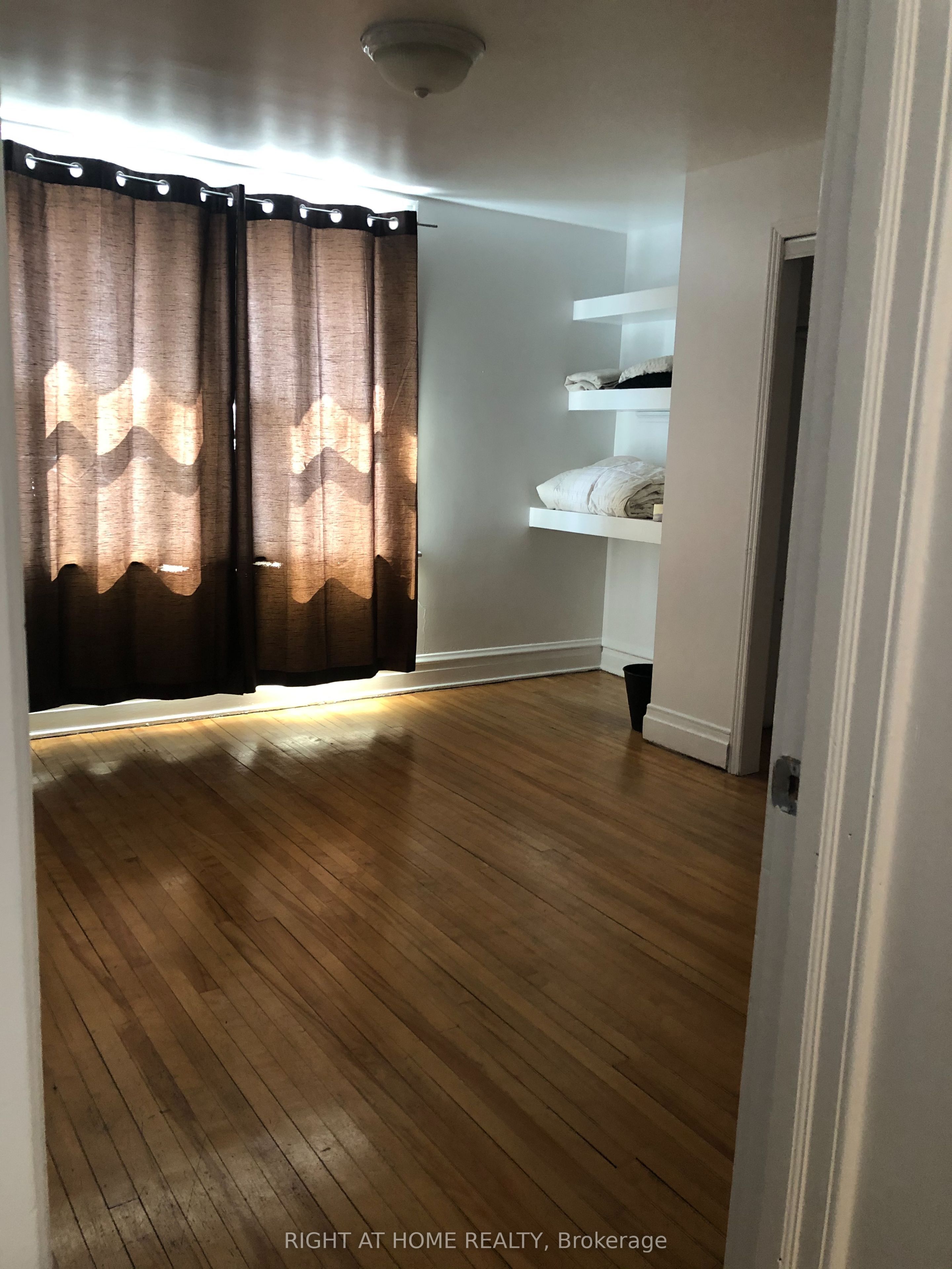 Unit 409 - 409B Preston Street, Ottawa 3