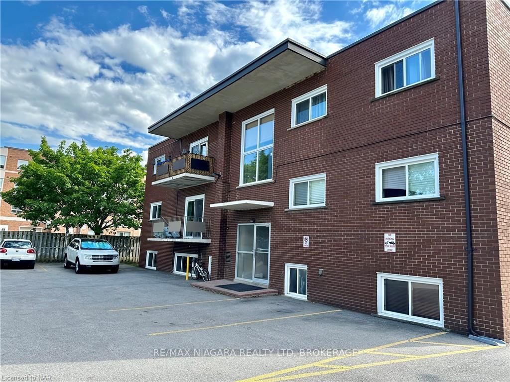 Unit 7 - 286 VINE Street, St. Catharines 3