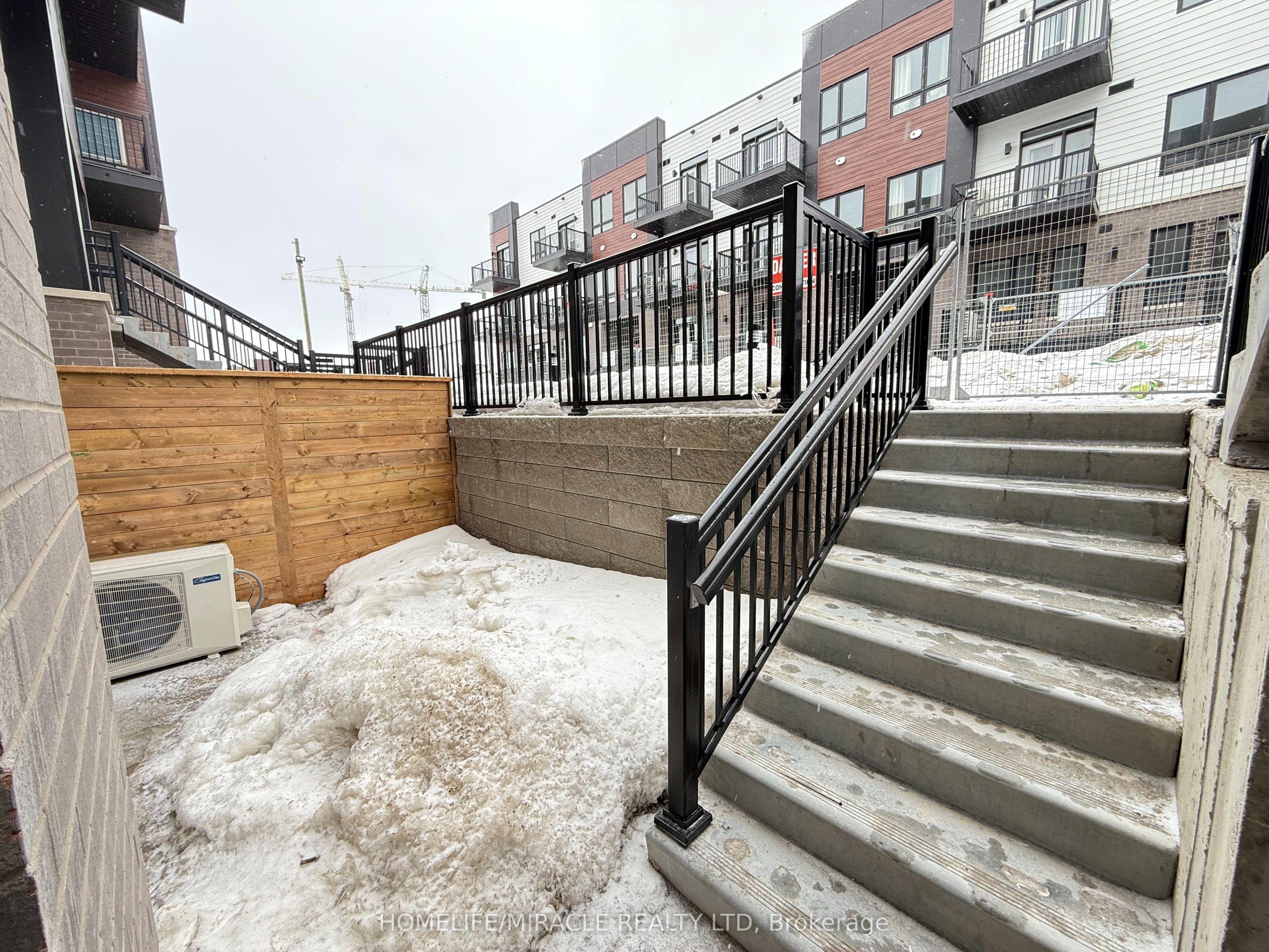 Unit L8 - 40 Palace Street, Kitchener 3
