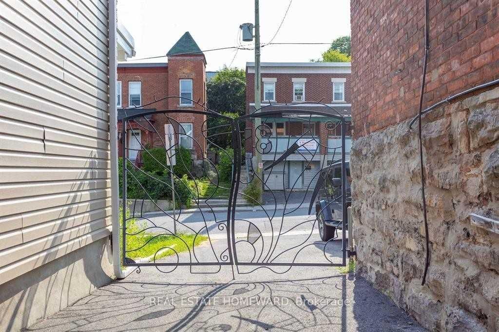 Unit Lower - 81 Sweetland Avenue, Ottawa 2
