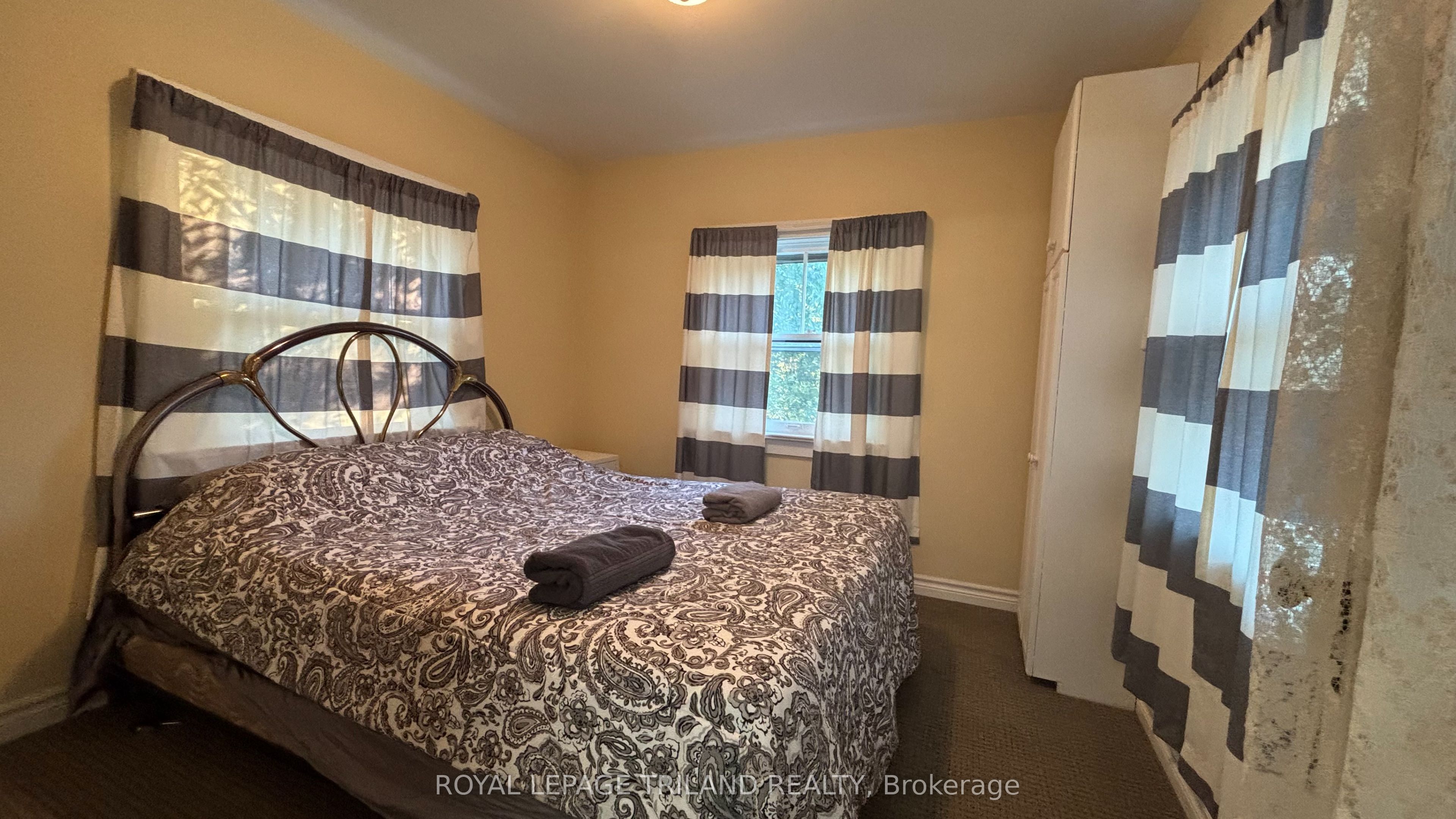 Unit UPPER - 279 Charlotte Street, Central Elgin 4