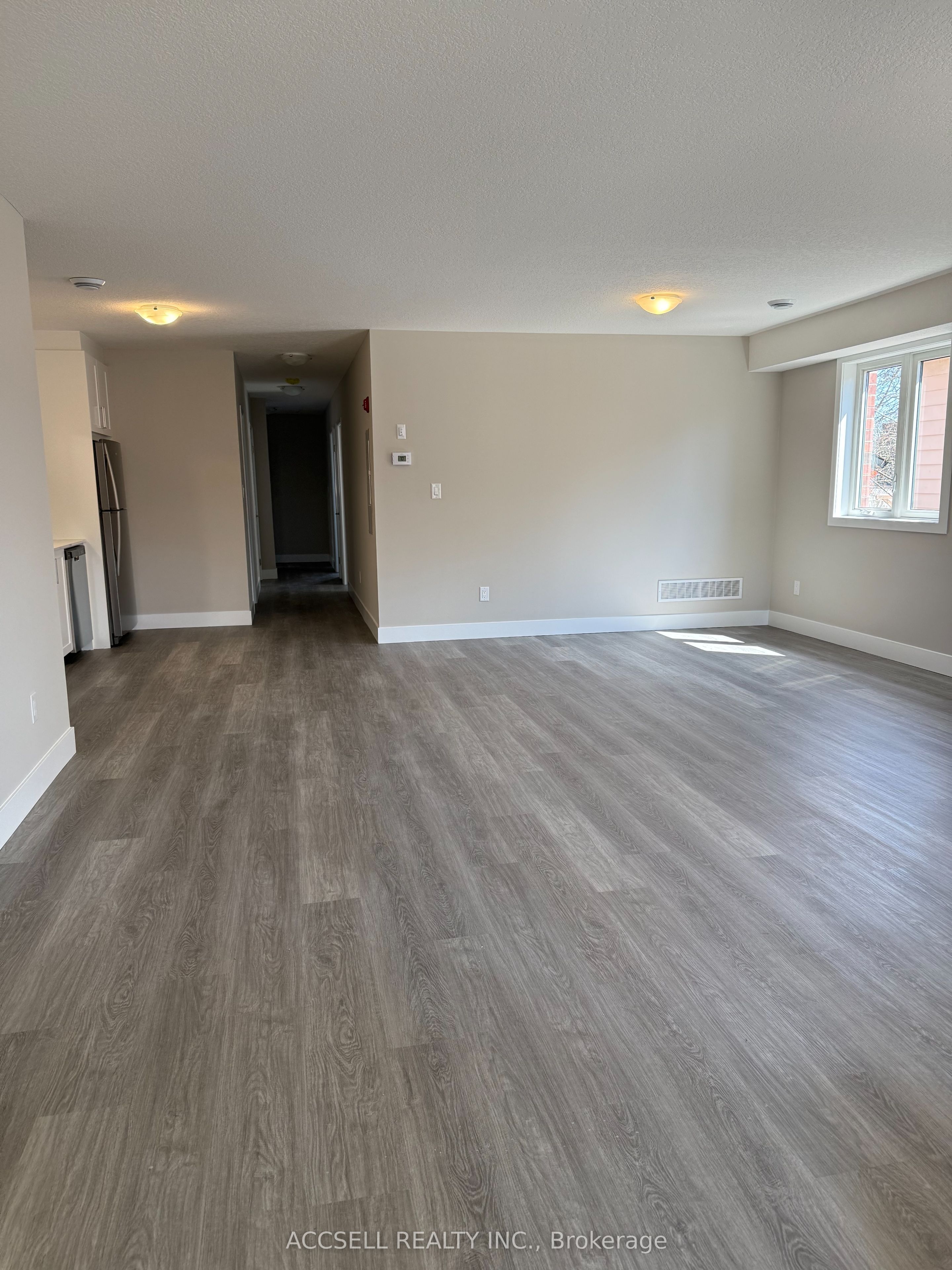 25 Alexandria Avenue, St. Thomas 3
