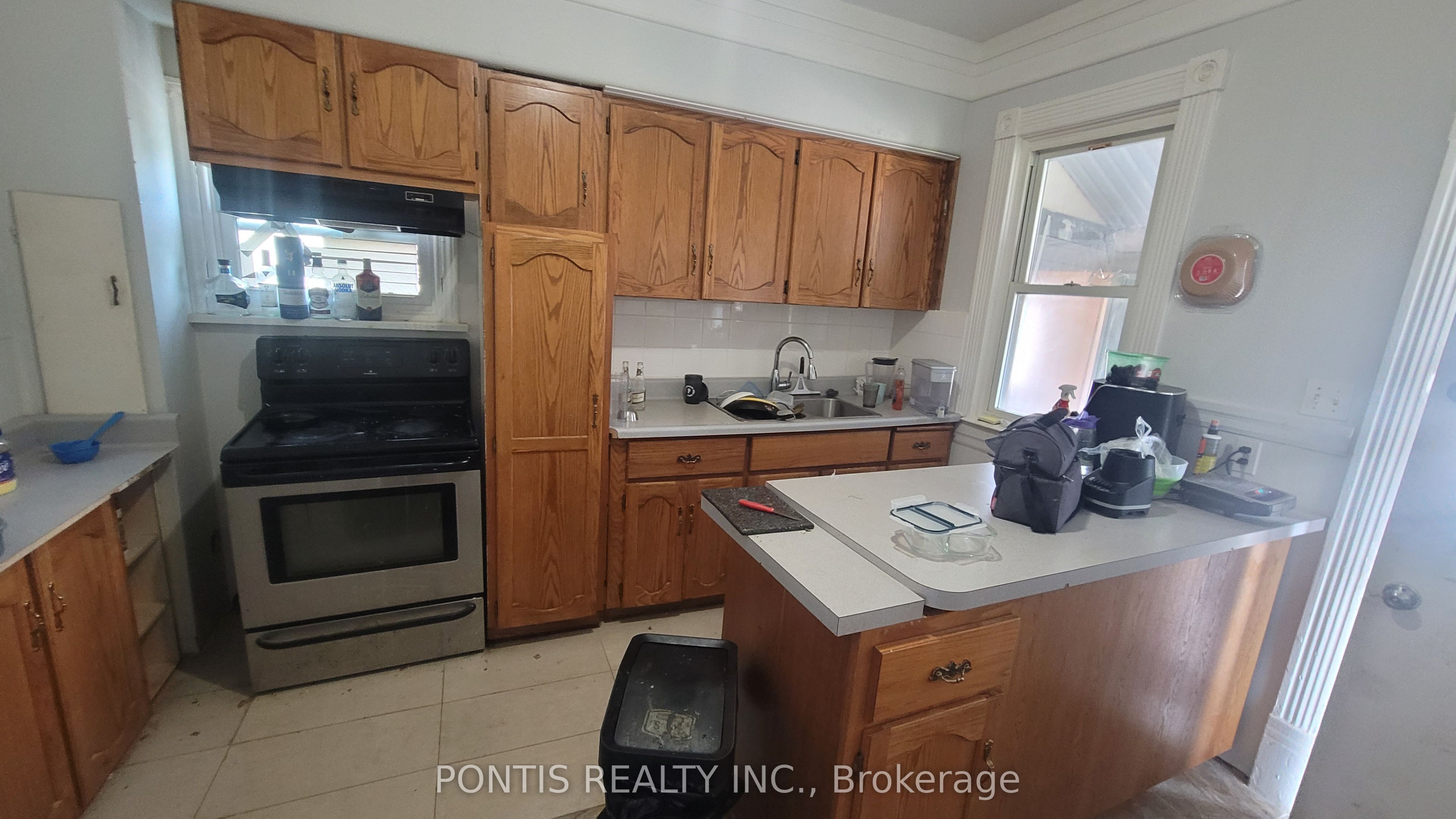 Unit FIRST FLOOR - 452 CONFEDERATION Street, Sarnia 4