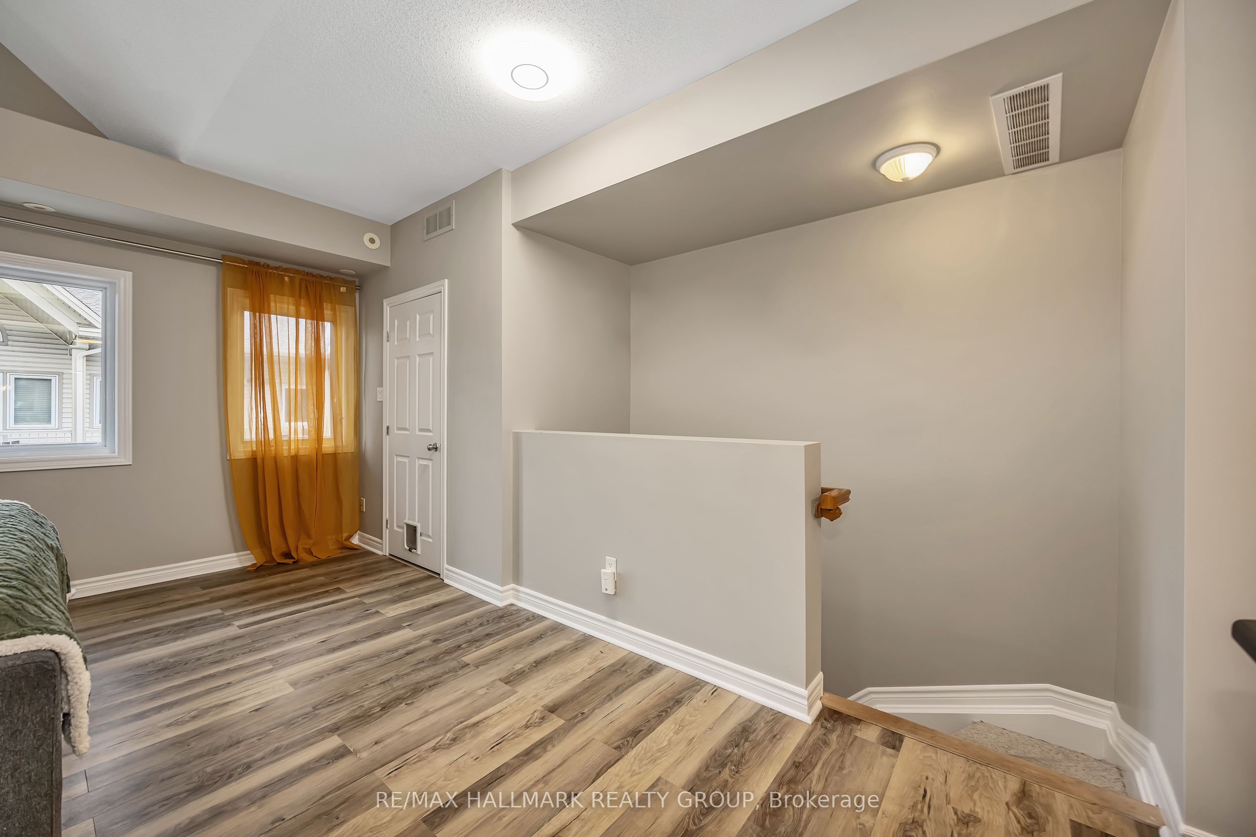 Unit L - 1109 Stittsville Main Street, Stittsville-Goulbourn 4