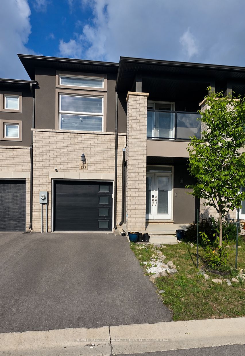 138 Renfrew Trail, Welland 1