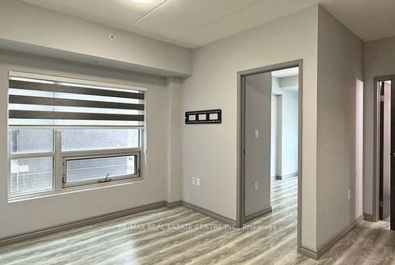 Unit B 104 - 275 Larch Street, Waterloo 5