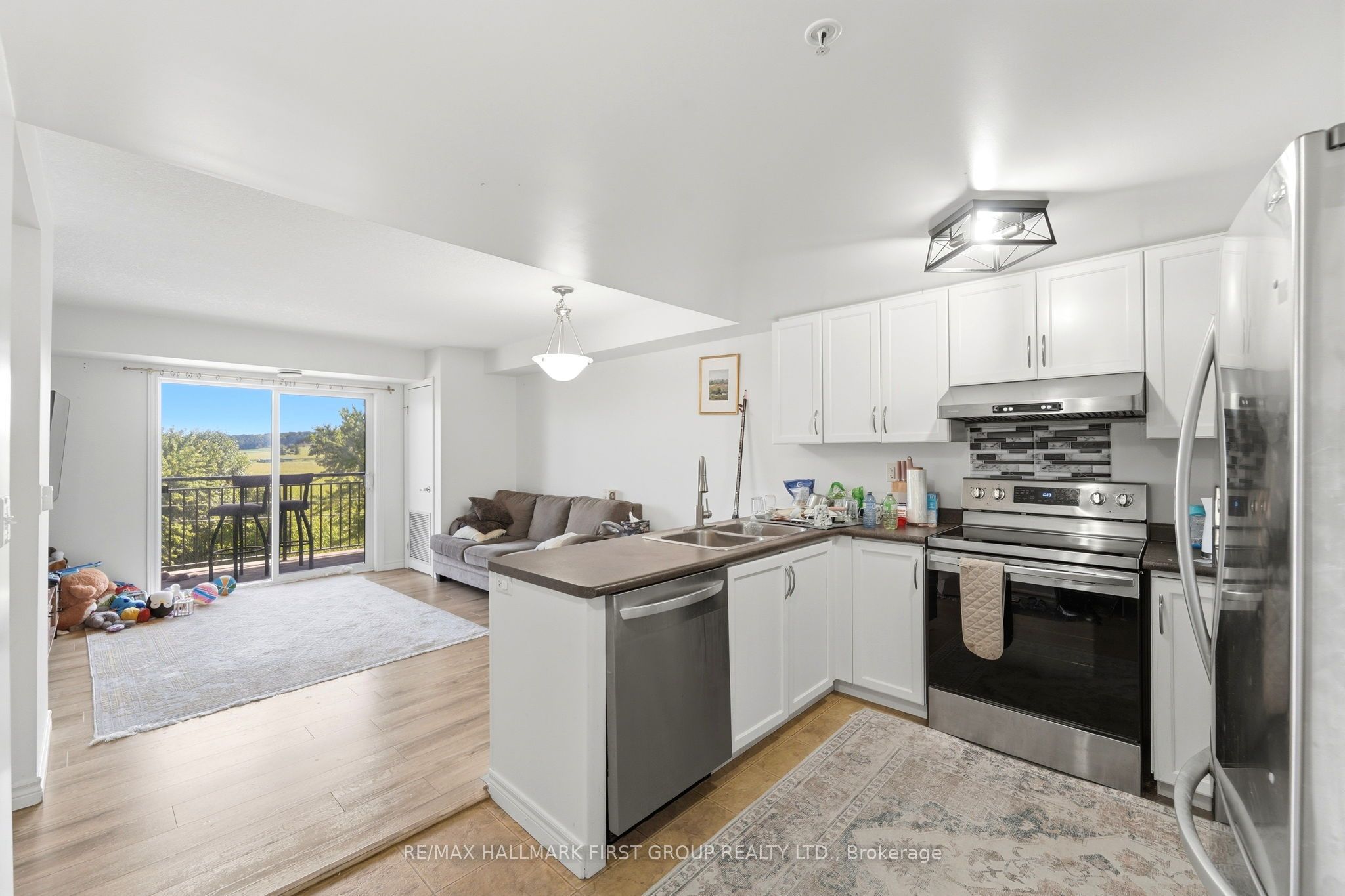 Unit 403 - 19 Waterford Drive, Guelph 4