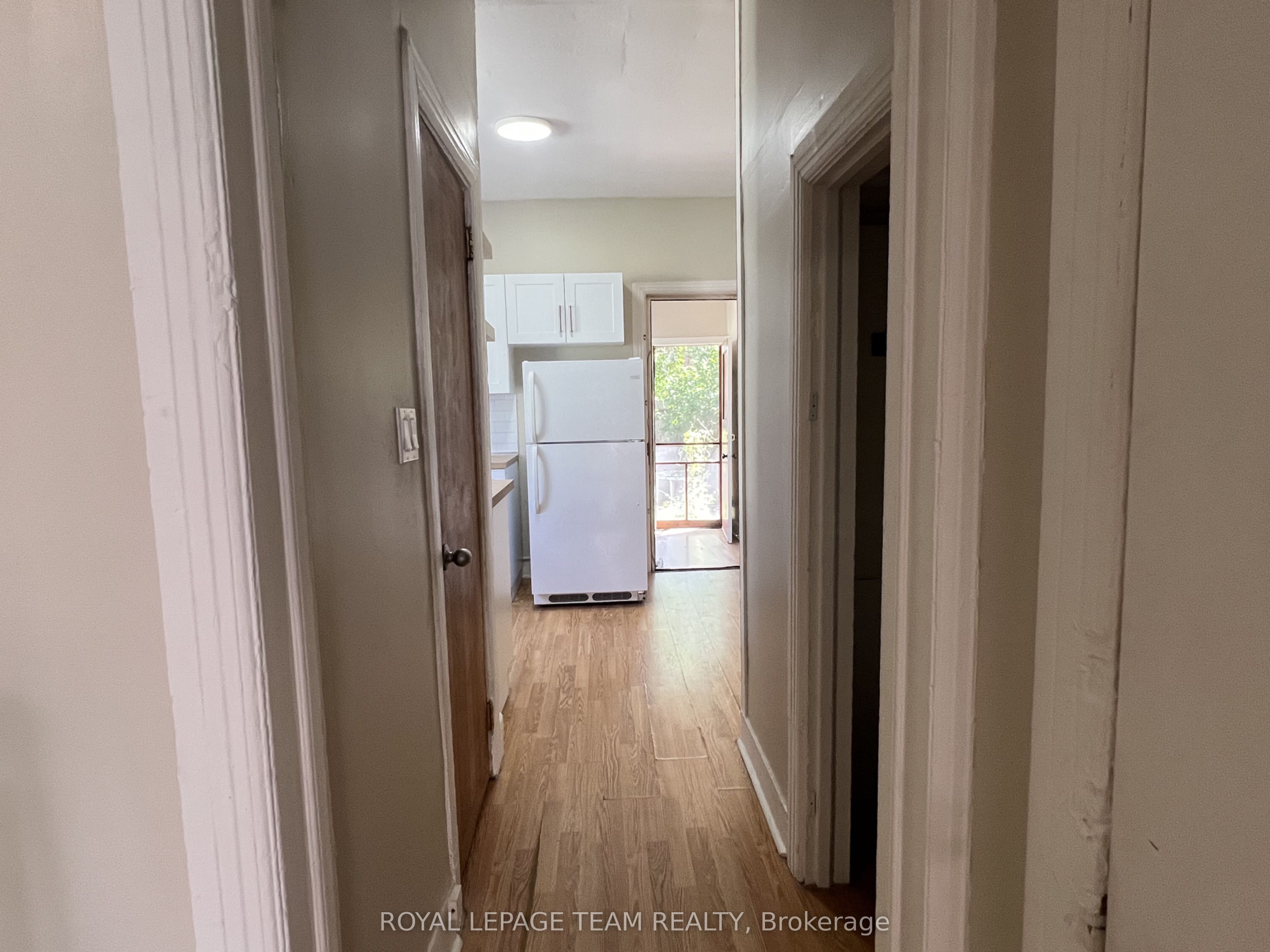 Unit 1 - 10 OXFORD Street, Ottawa 4