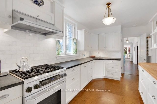 550 Piccadilly Avenue, Ottawa 5