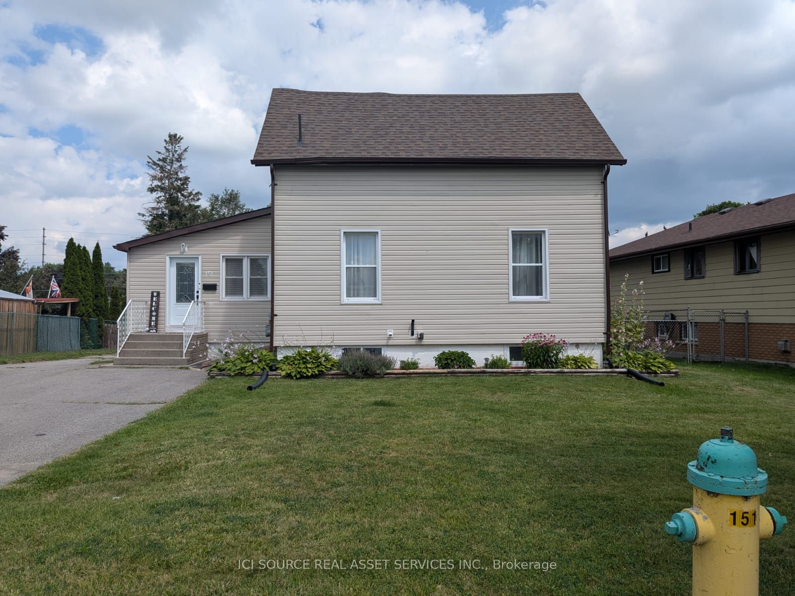 151 Singleton Drive, Belleville 1