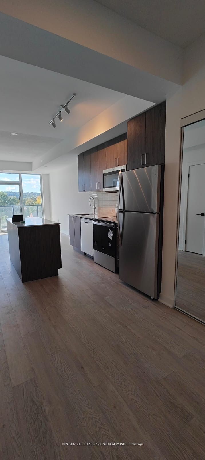 Unit 405 - 2782 Barton Street E, Hamilton 3