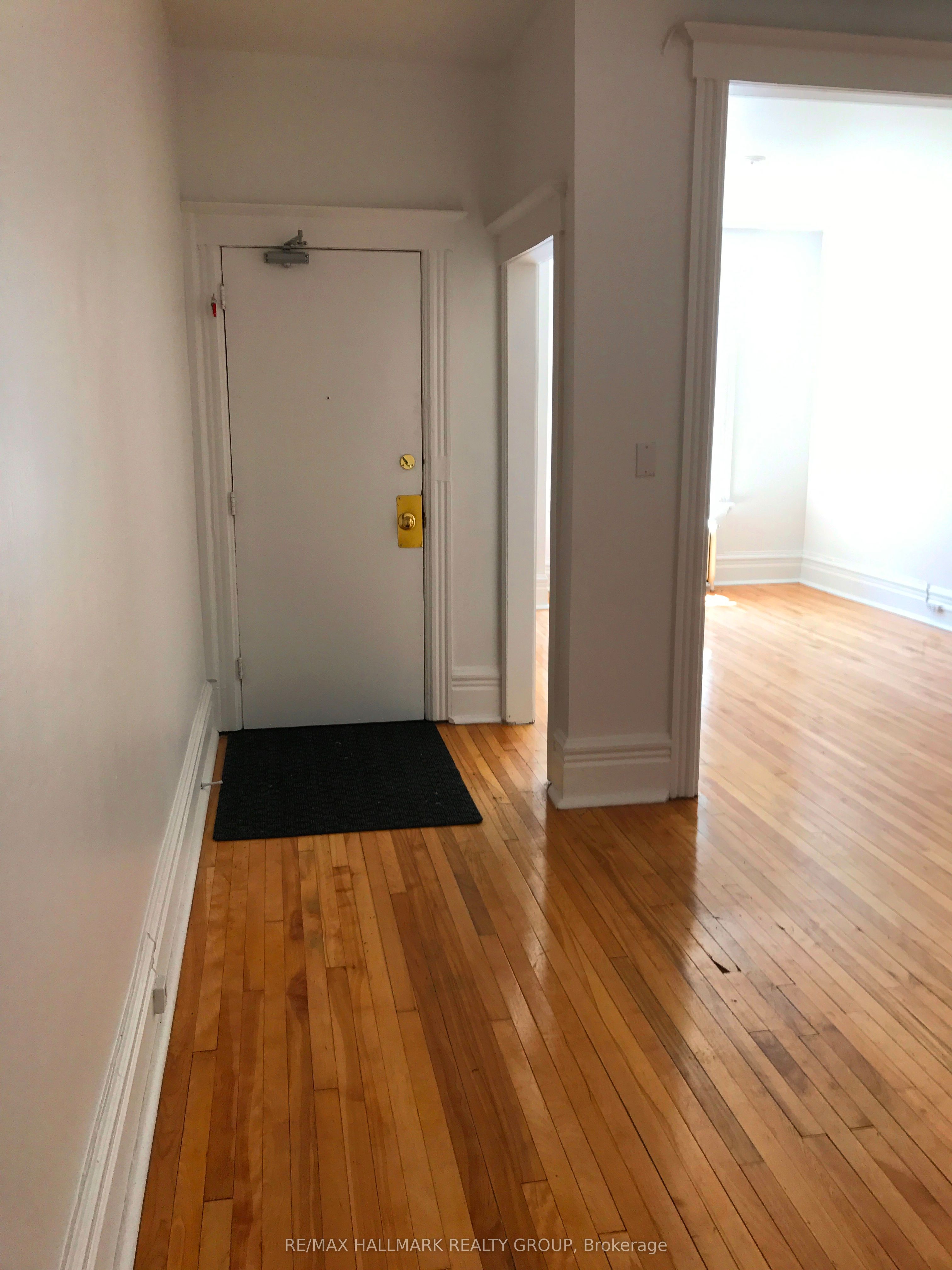 Unit 5 - 421 Lisgar Street, Ottawa 2