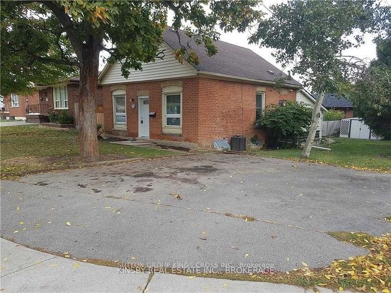 Unit B - 93 Limeridge Road E, Hamilton 2