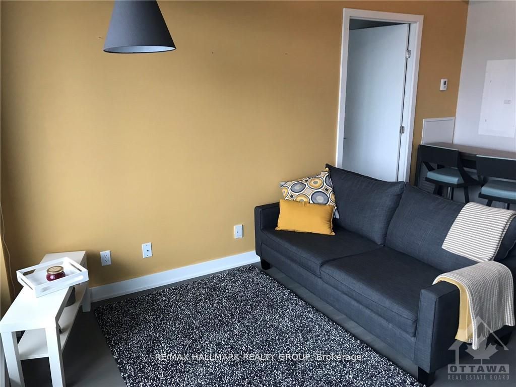 Unit 616 - 203 Catherine Street, Ottawa 4