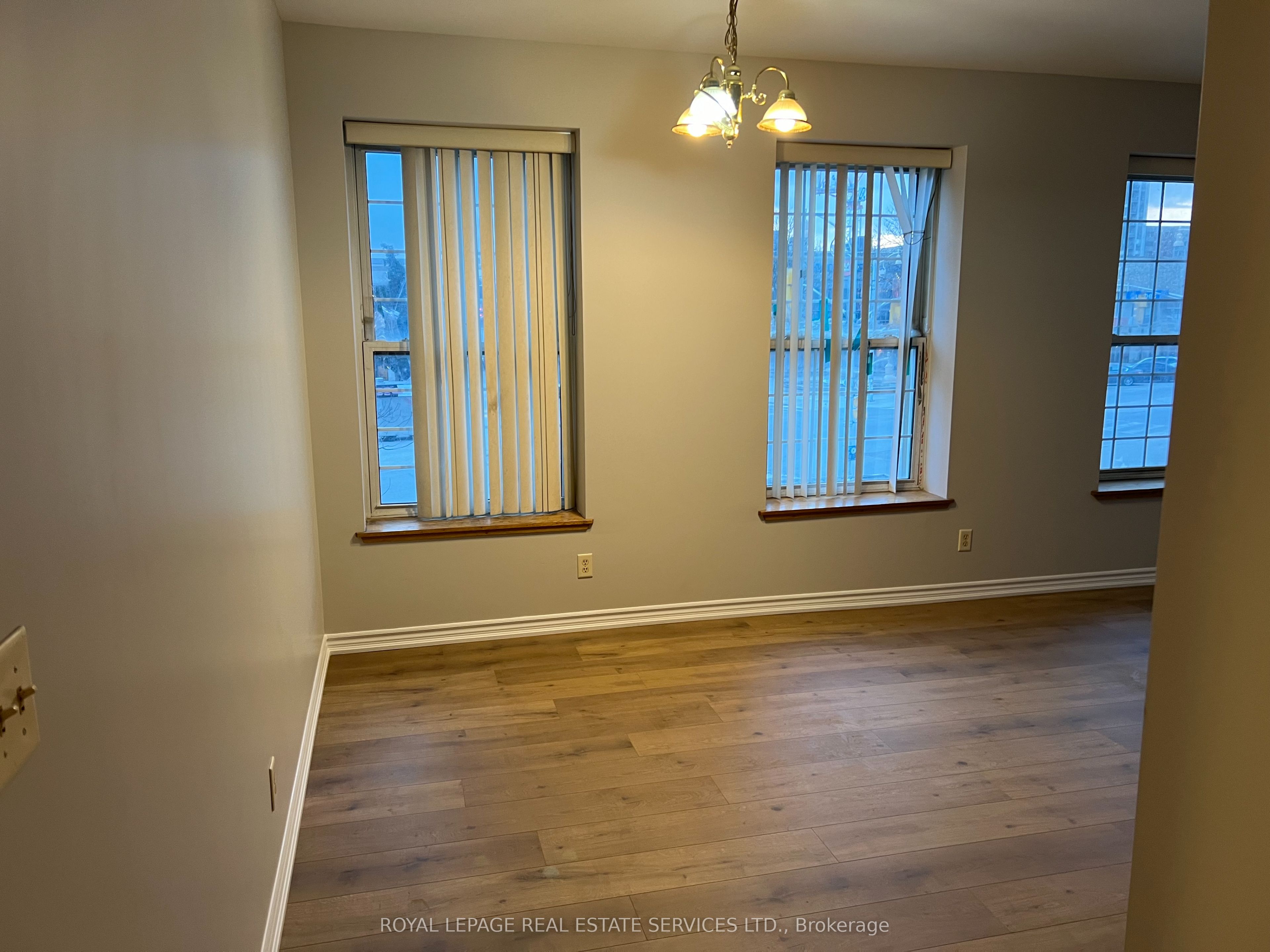 Unit 305 - 51 WYNDHAM Street N, Guelph 5