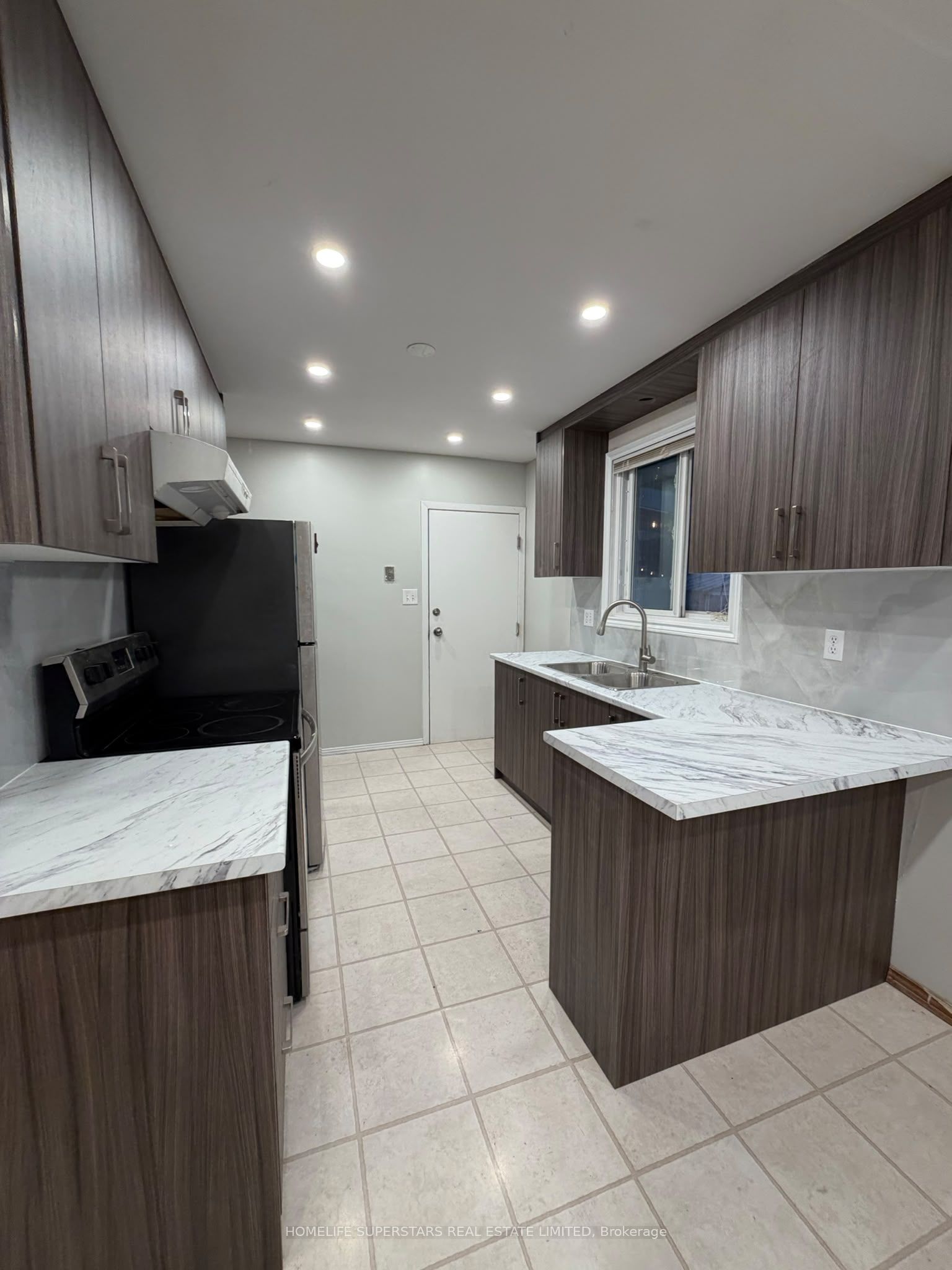 Unit Upper Unit - 139 Macgregor Crescent, Waterloo 3