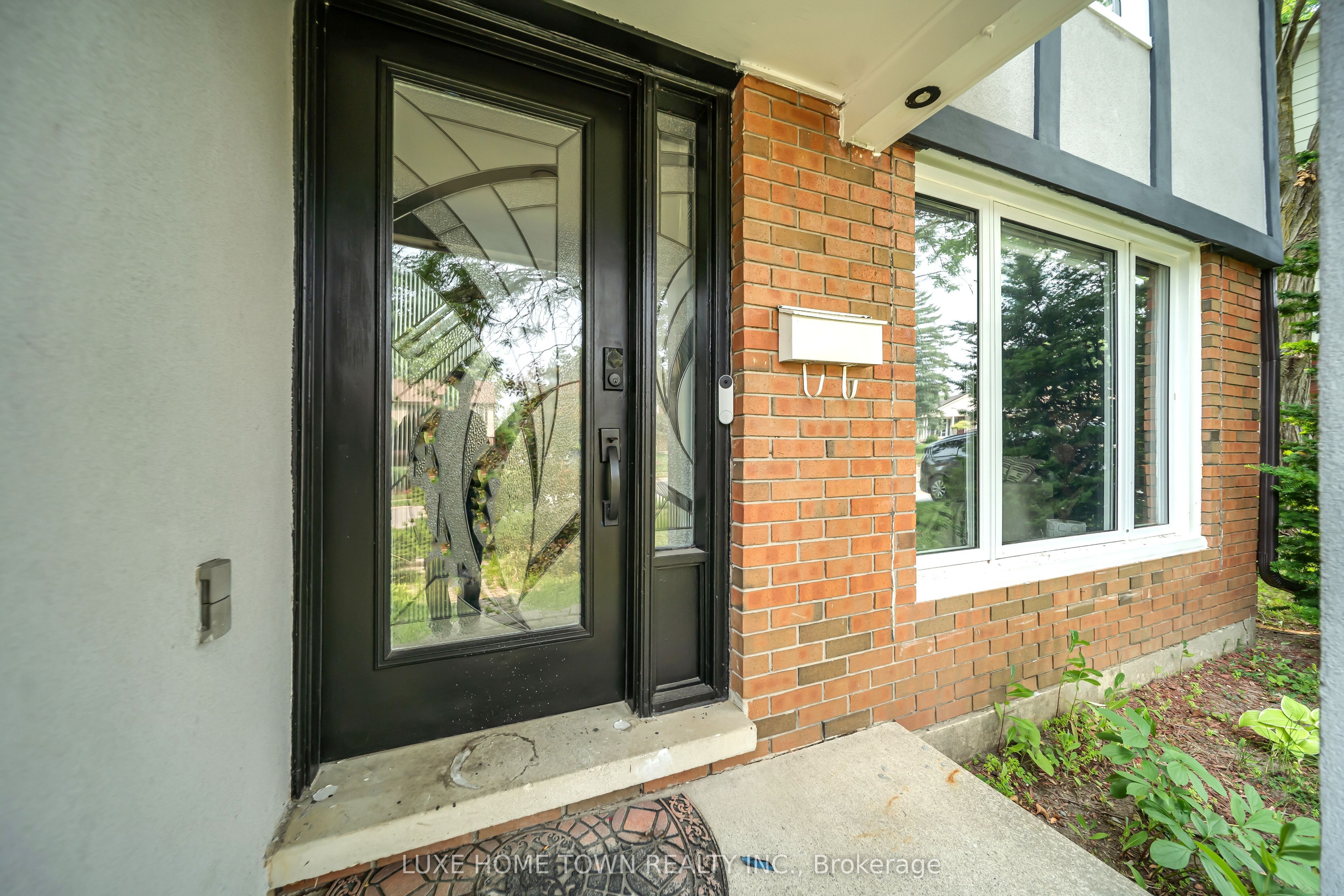 Unit Upper - 37 Ferman Drive, Guelph 5
