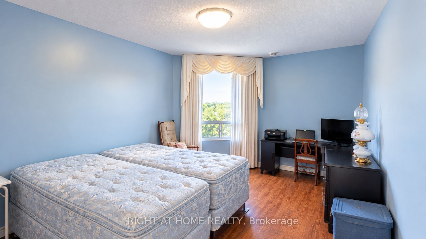 Unit 503 - 60 Wyndham Street S, Guelph 5