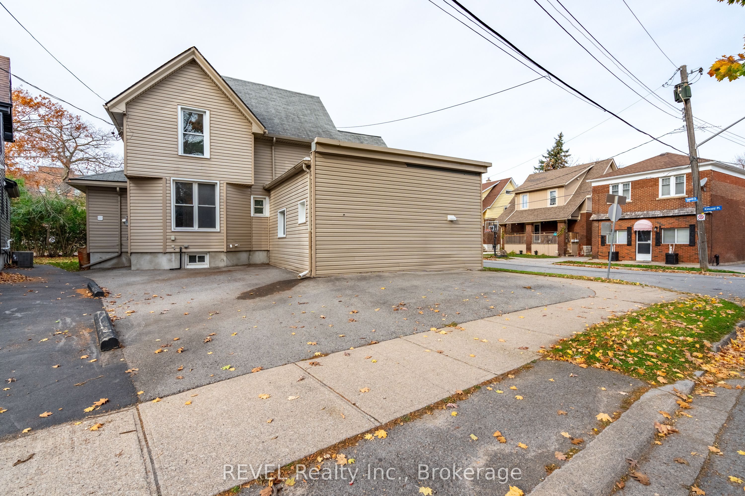 Unit Main - 4762 Kincaid Place, Niagara Falls 2
