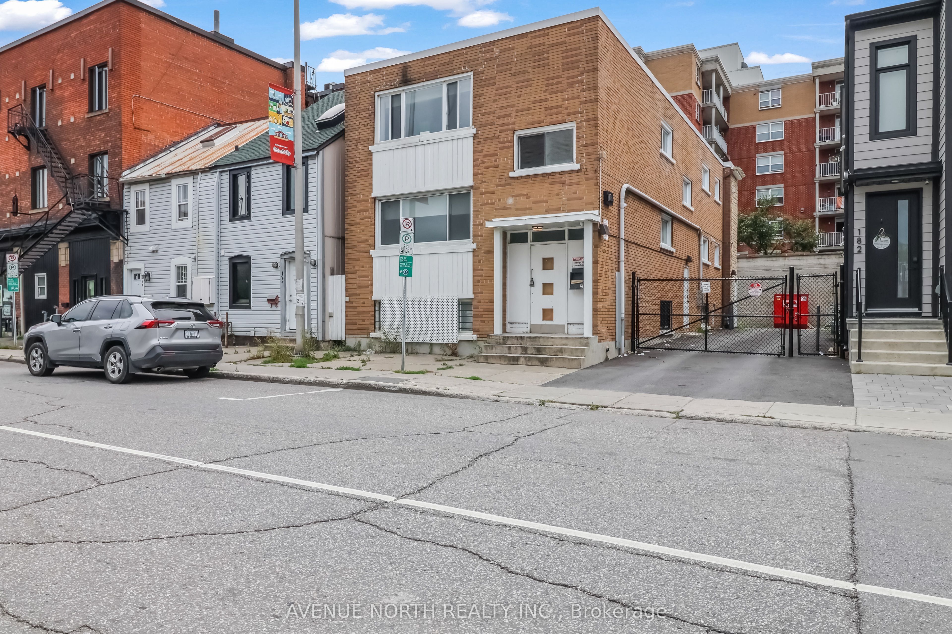 Unit 4 - 184 Murray Street, Ottawa 2