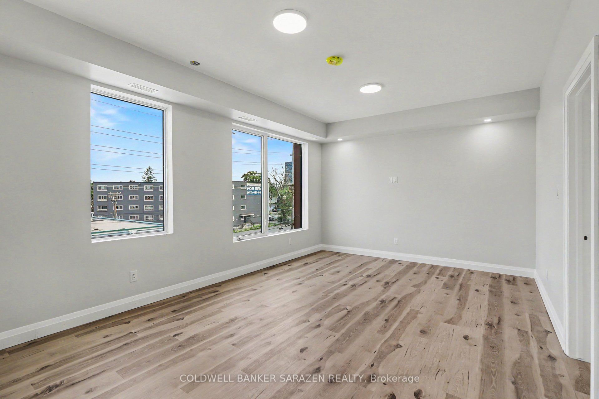 Unit 201 - 42 Mcarthur Avenue, Ottawa 2