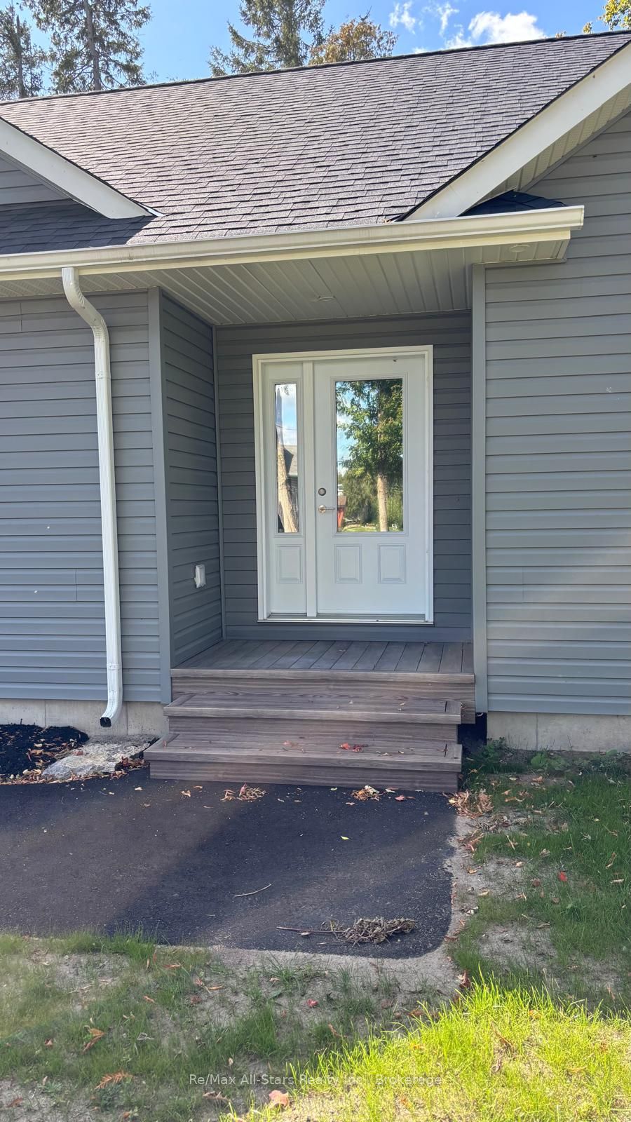 Unit B - 195 Front Street W, Kawartha Lakes 3