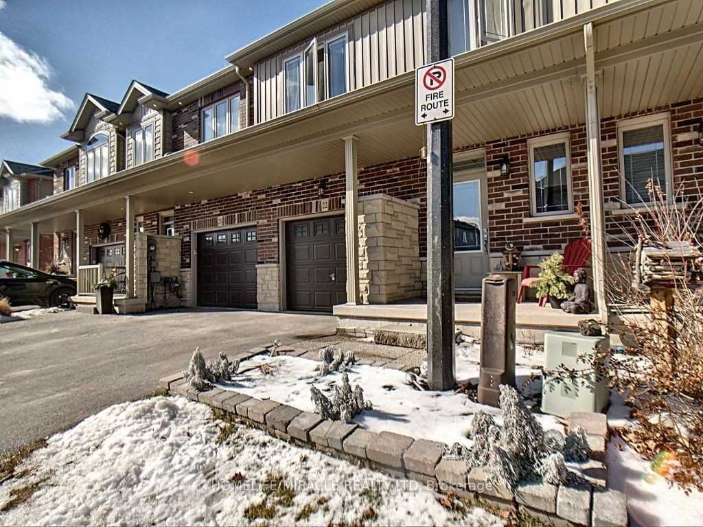 Unit 22 - 380 lake Street, Grimsby 2