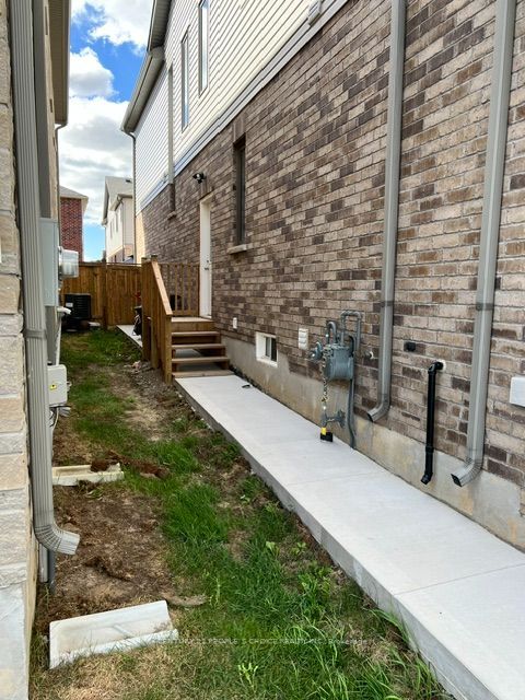 Unit Basement - 54 Prince Philip Boulevard, North Dumfries 3