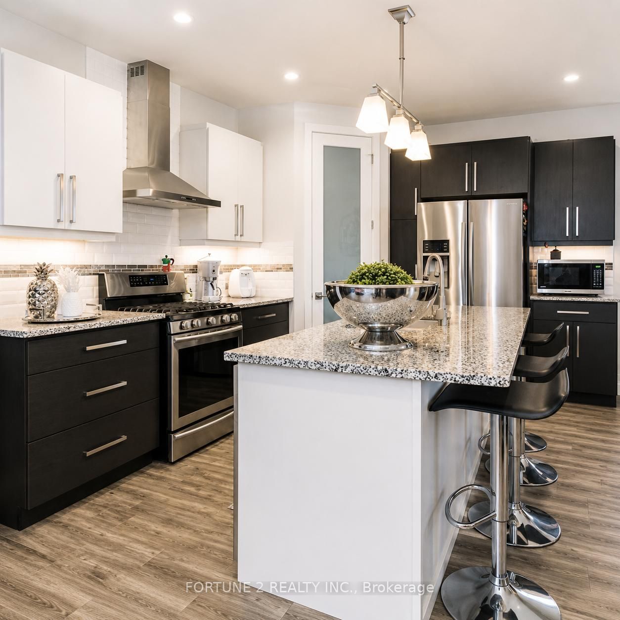 610 Freeport Street, London 5