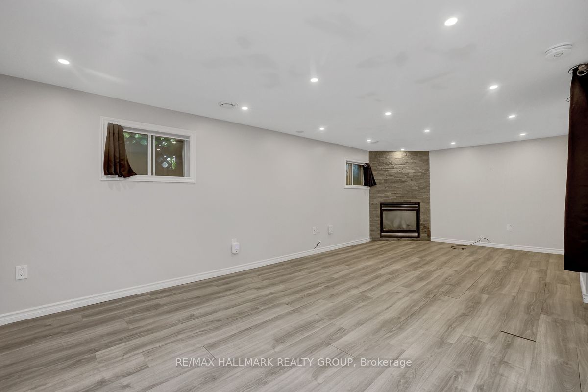 Unit 1 - 139 CARILLON Street, Ottawa 4