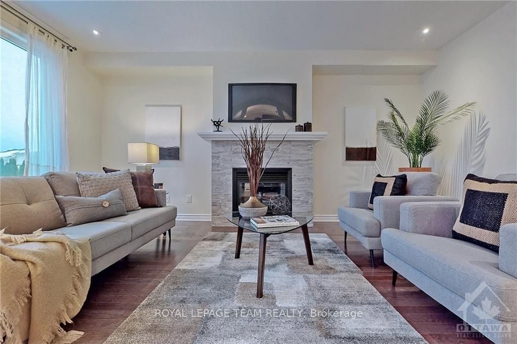 3375 WOODROFFE Avenue, Nepean 5
