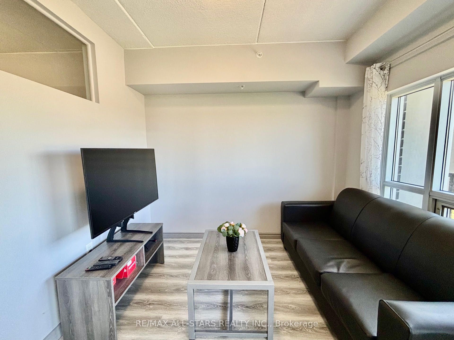 Unit 507 - 275 Larch Street, Waterloo 3