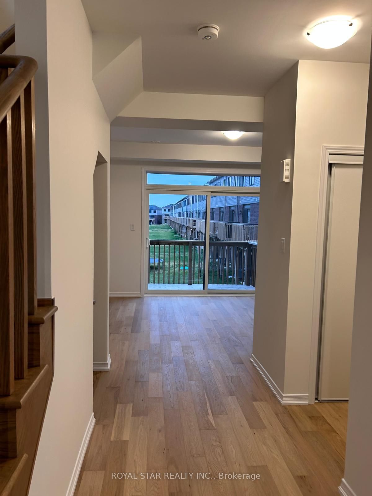 8 Baskett Street, Brantford 3