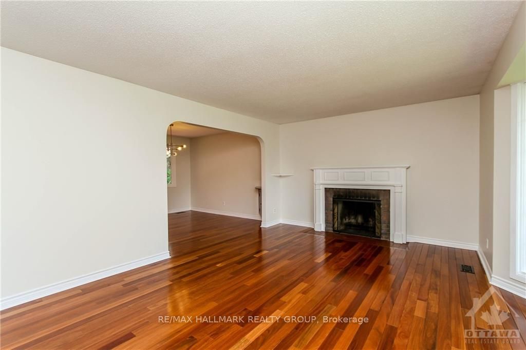 570 DUFF Crescent, Orleans-Gloucester 4