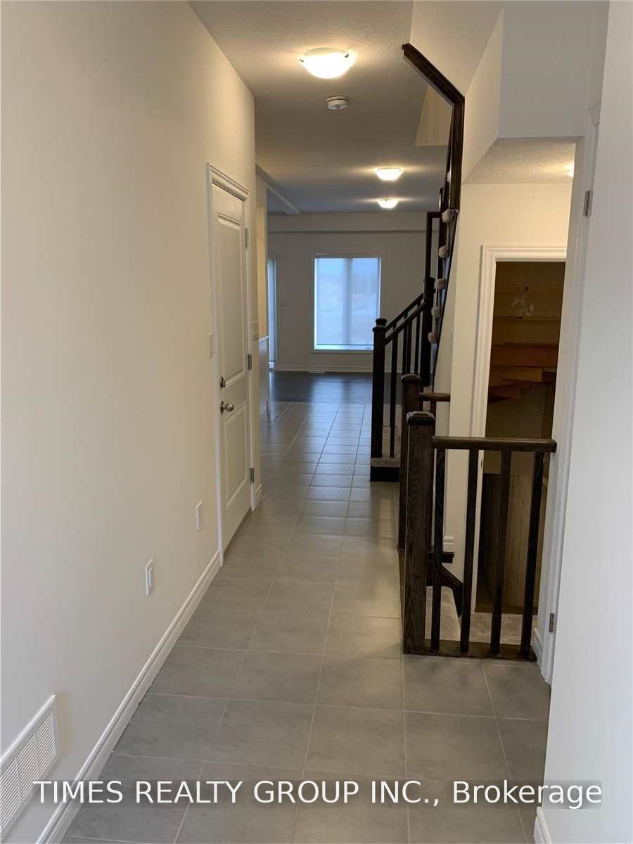 12 Cleland Avenue, Ancaster 3